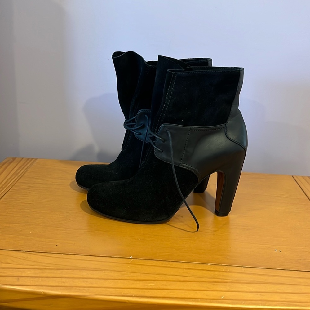 VERO CUOIO V&R ITALIAN BRAND BOOTIES in BLACK SUEDE and Leather Size 40